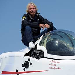 Richard Branson, diecimila metri sotto il mare (Olycom)