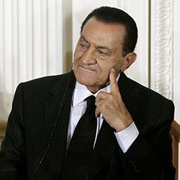 Il processo a Hosni Mubarak e figli si aprirà il 3 agosto al Cairo