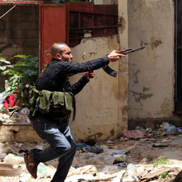 La crisi in Siria si estende al nord del Libano: otto morti negli scontri fra sciiti e sunniti
