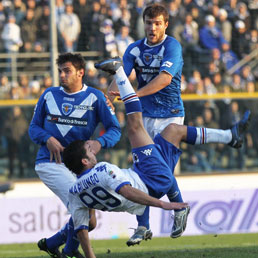 Il Brescia lotta per restare in A ma la città snobba il calcio (Ansa)