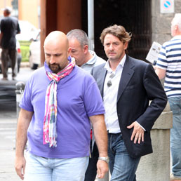 Torna l'incubo scommesse (Nella foto Beppe Signori scortato dalla polizia in borghese è ora agli arresti domiciliari Ansa / M. Nucci)