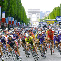 La bici fa bene al cuore. I ciclisti del Tour de France vivono sei anni in più