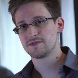 Datagate, Snowden lascia Hong Kong e chiede asilo in Ecuador