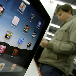 Apple da record: 40 miliardi di download per le applicazioni software