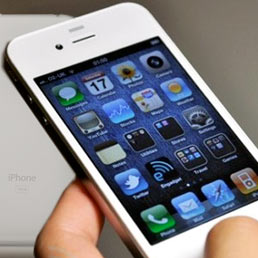 IPhone bianco arriva domani