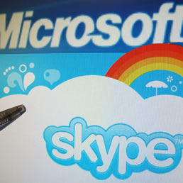 Perch Microsoft vuole Skype (Epa)