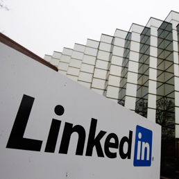 LinkedIn lancia un'offerta di nuove azioni per un miliardo di dollari