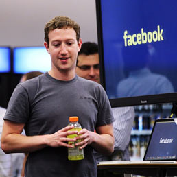 Facebook sposa Skype, ecco l'annuncio di Mark Zuckerberg (Getty/Afp)