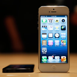 I nuovi iPhone 5S e 5C in vendita in Italia dal 25 ottobre