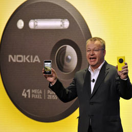 Il Ceo di Nokia, Stephen Elop (Afp)