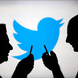 Twitter presenta con un tweet la documentazione per lo sbarco a Wall Street - I social network in Borsa