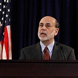 Bernanke: il recupero procede con frustrante lentezza. Meglio nel secondo semestre. Nella foto il governatore della Federal Reserve, Ben Bernanke (Reuters)