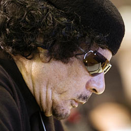 La Ue: Gheddafi se ne vada. Nella foto il leader libico, Muhammar Gheddafi (Ansa)