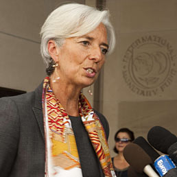 Lagarde prende la guida dell'Fmi (AFP Photo)