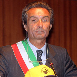 Il diktat della Lega contro lo sciopero dei sindaci, Attilio Fontana pensa alle dimissioni da Anci (Ansa)