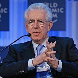 Nella foto il premier dimissionario Mario Monti, intervenuto ad un panel promosso dal World Economic Forum di Davos (Reuters)