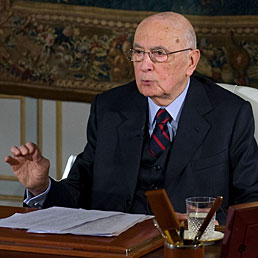 Napolitano: Camere a rischio paralisi