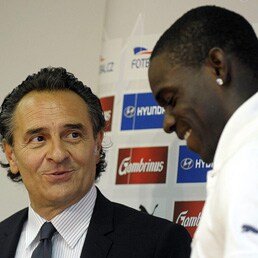prandelli-balotelli-epa-258.jpg